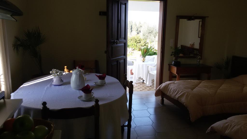 Eftihia Apartments Kos Town Room photo